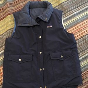 Blue retro Patagonia reversible down vest large